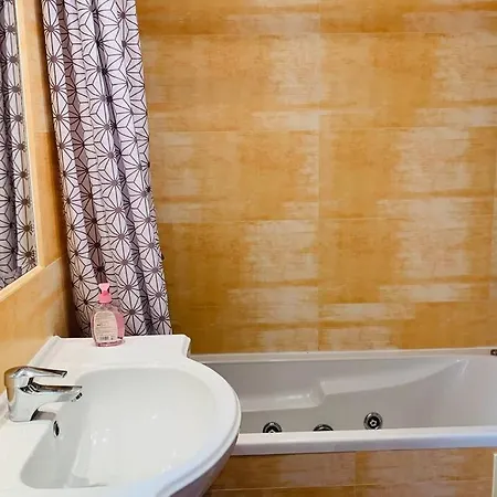 Aparatmento T3 Com Vista Mar Em De Luxo Apartmán